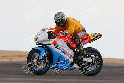 media/Feb-08-2025-CVMA (Sat) [[fcc6d2831a]]/Race 9-Amateur Supersport Middleweight/